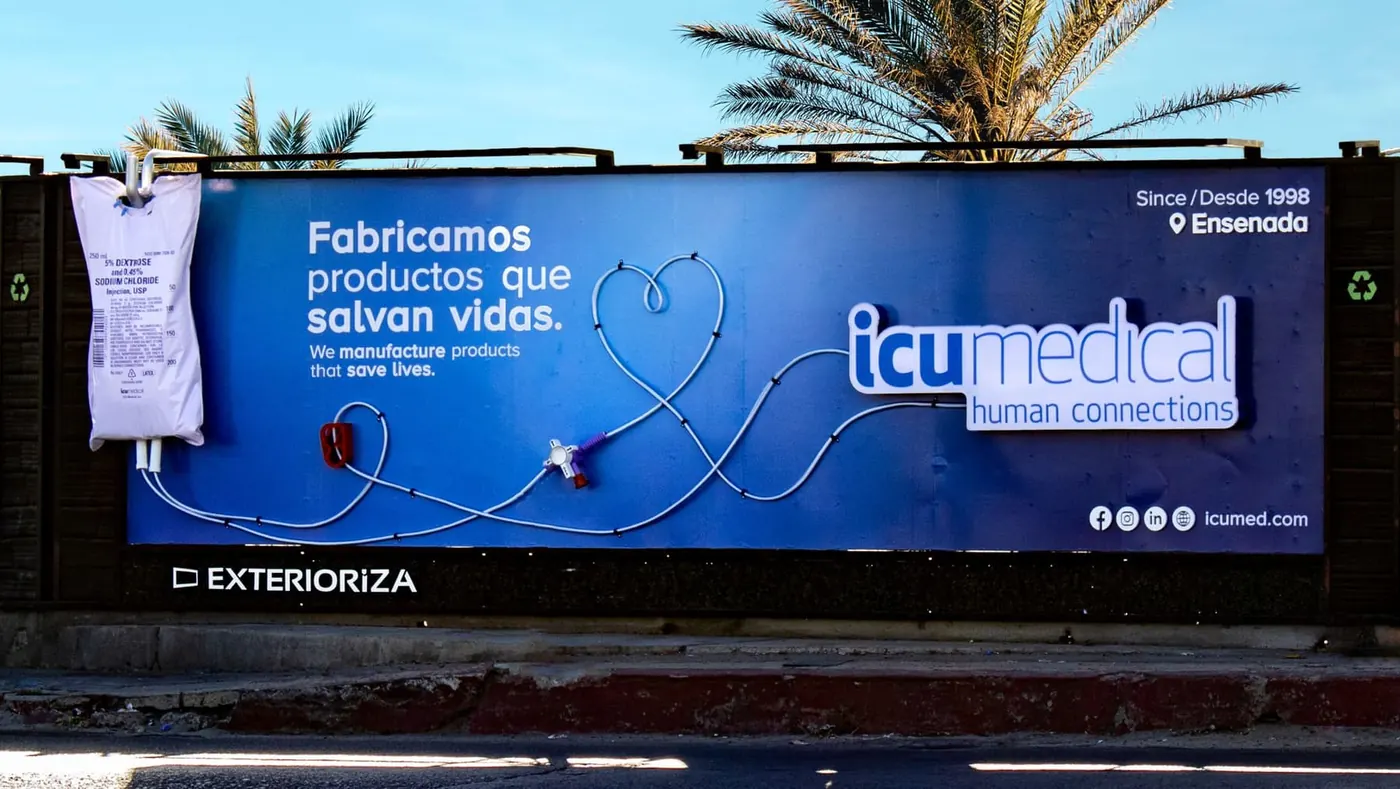 ICU Medical: Bolsa intravenosa 3D con tubo que forma corazón